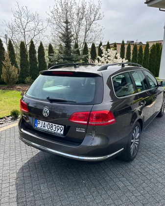 Volkswagen Passat cena 41500 przebieg: 218500, rok produkcji 2014 z Jarocin małe 67